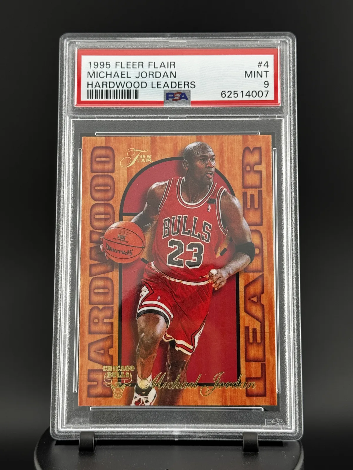 1995 Fleer Flair Hardwood Leaders Michael Jordan #4 PSA 9