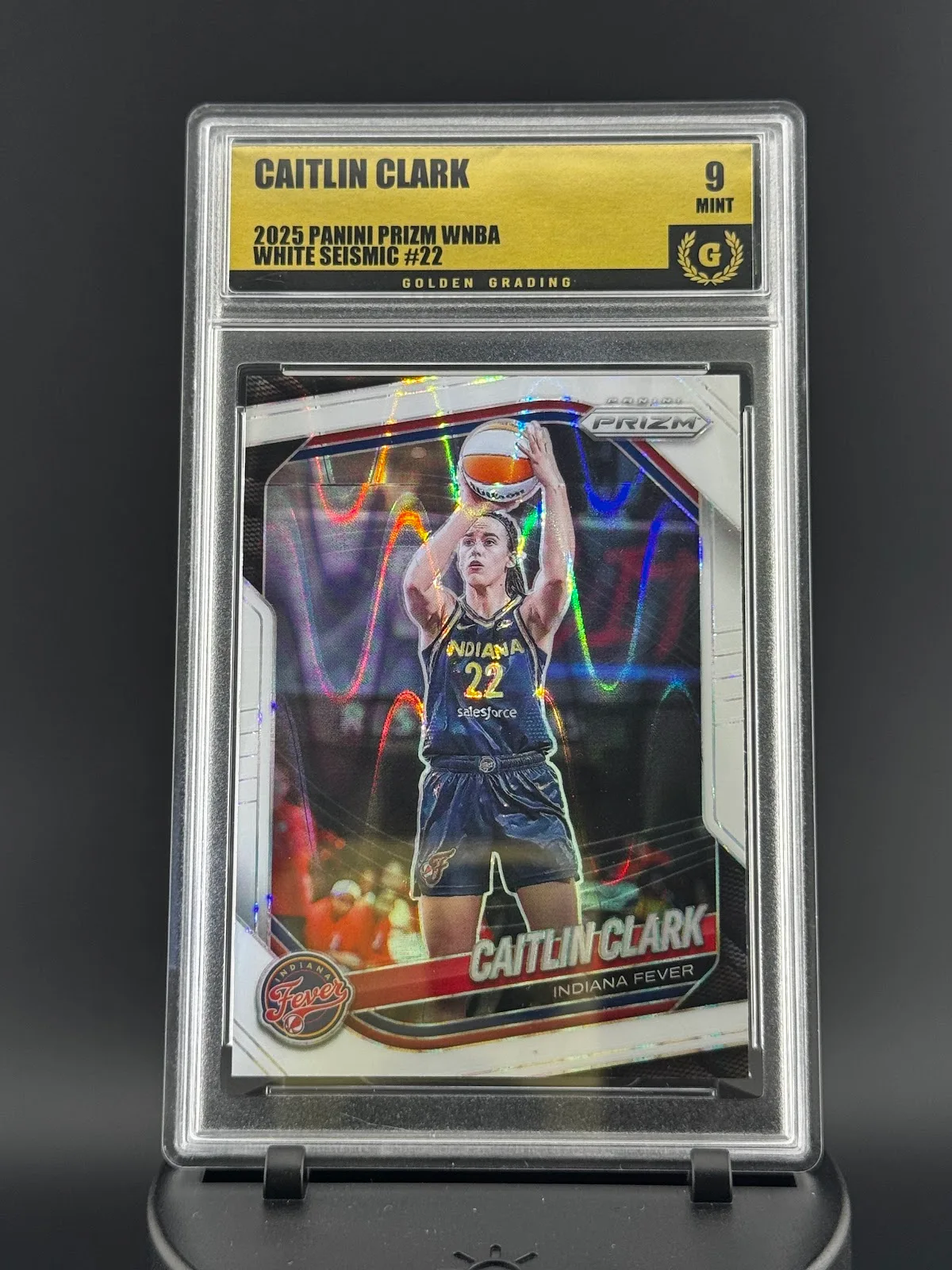 2025 Panini Prizm WNBA Caitlin Clark #22 White Seismic GG 9